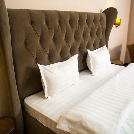 Keremet Hotel Almaty Eksteriør billede