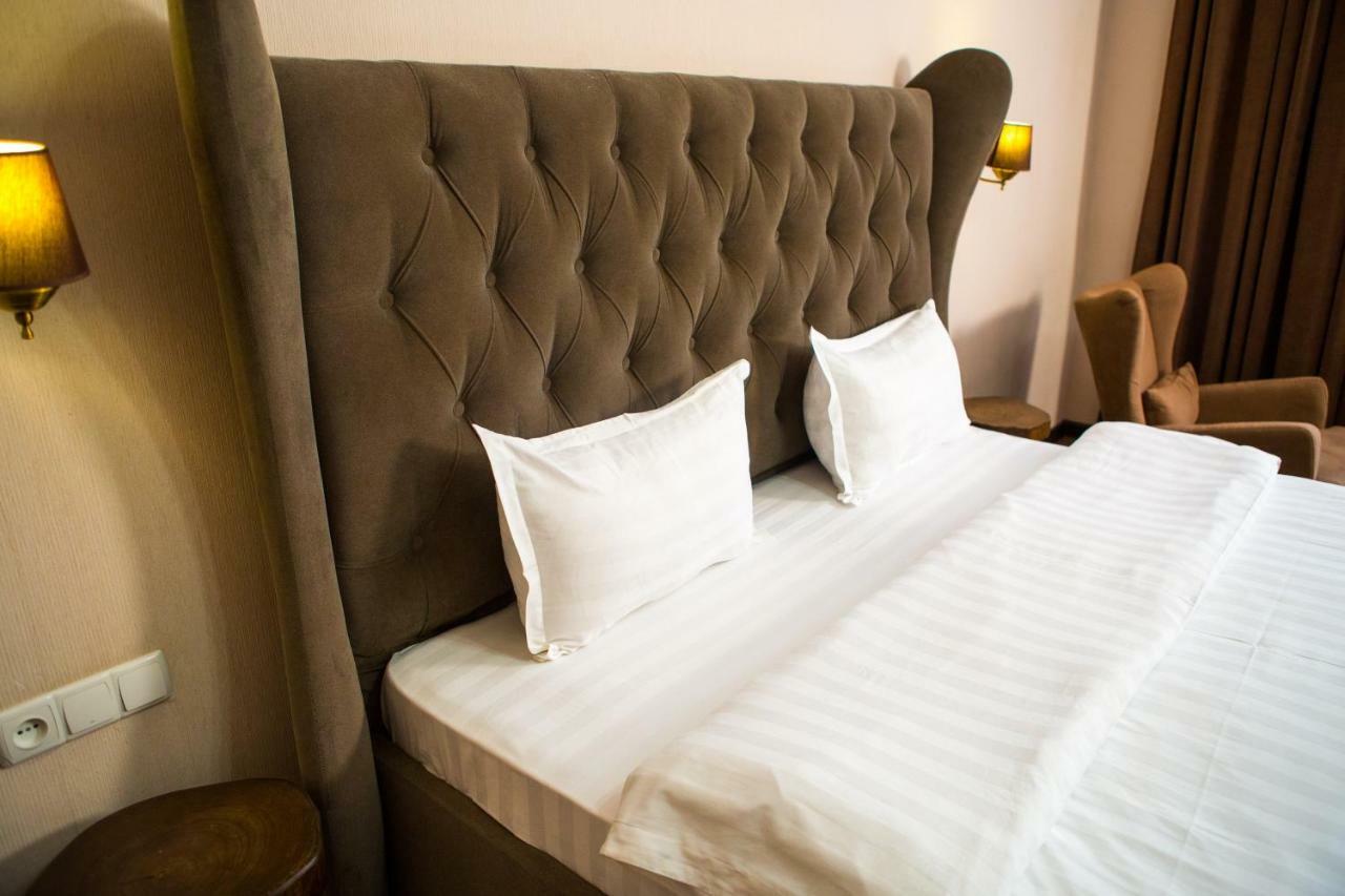 Keremet Hotel Almaty Eksteriør billede